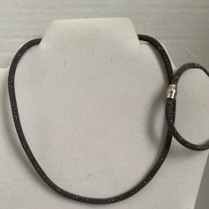 Italy 925 silver black link mesh diamond cut necklace and bracelet set. Used.